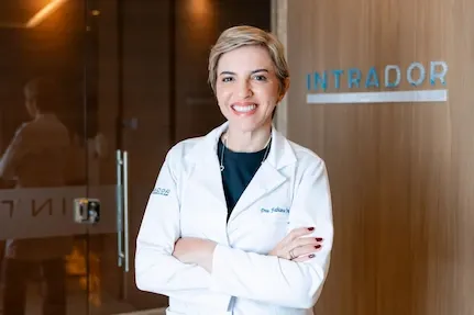 Dra. Fabiana Bezerra da Fonseca Mota - Médica da Clínica Intrador